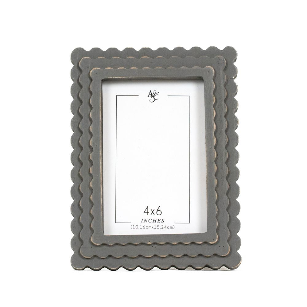 6x8x1 Wood Scallop Photo Frame (4x6) GREY