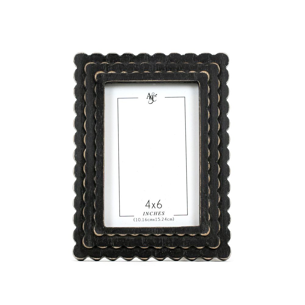 6x8x1 Wood Scallop Photo Frame (4x6) Black