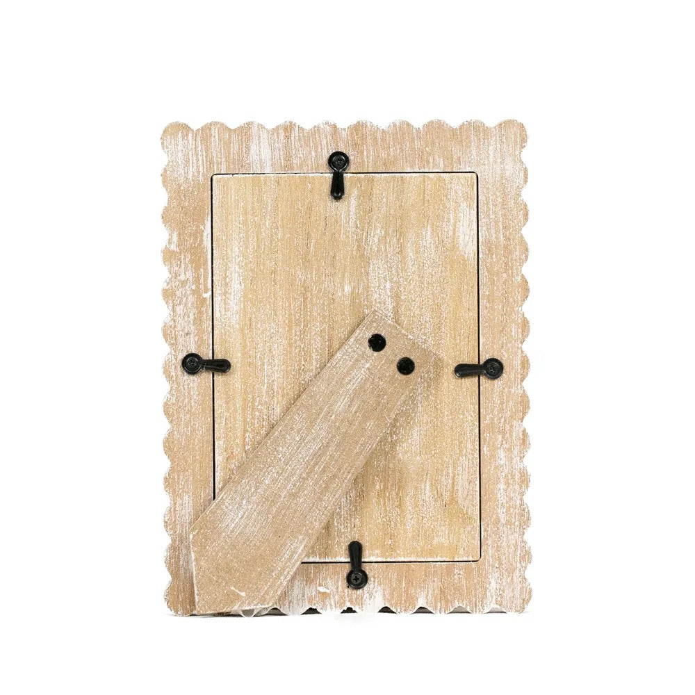 6x8x1 Wood Scallop Photo Frame (4x6) Nat/White